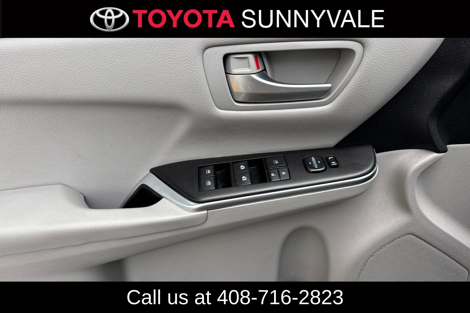 Certified 2017 Toyota Camry LE FWD image 17