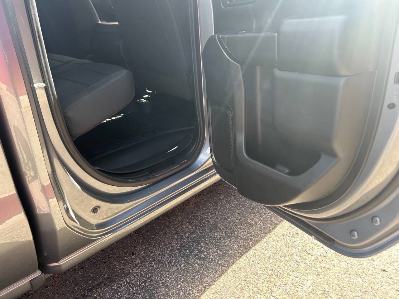 Used 2019 Chevrolet Silverado 1500 Custom Trail Boss w/ Custom Convenience Package image 20