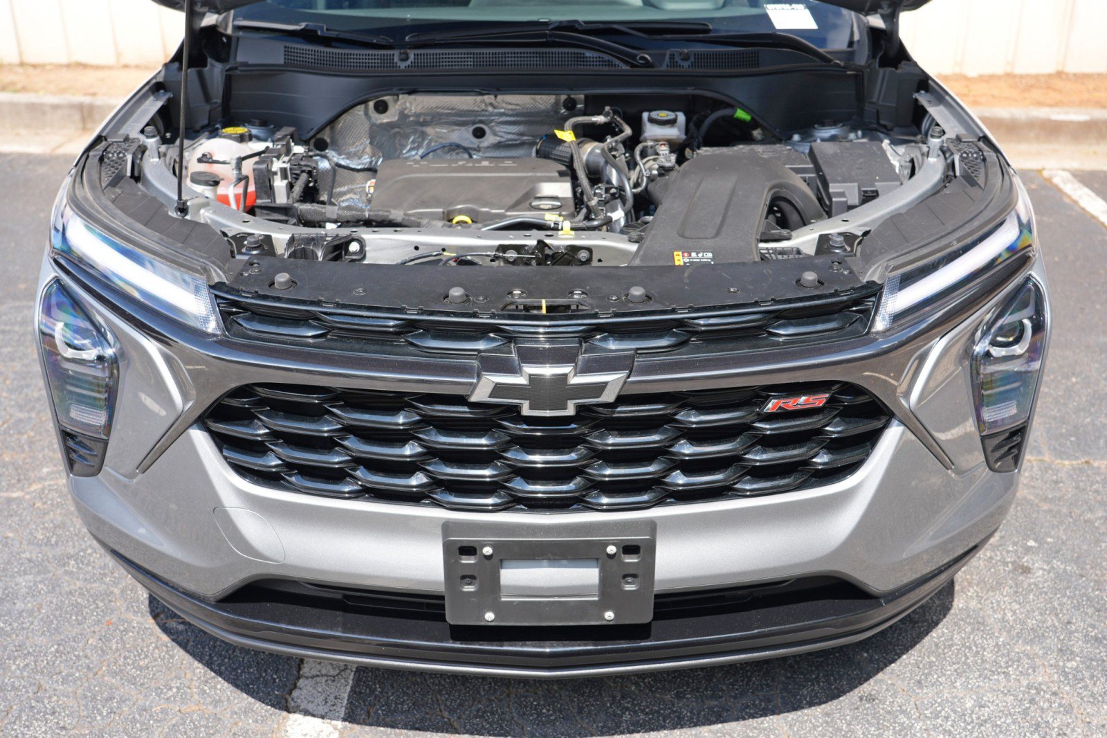 Used 2025 Chevrolet Trax RS FWD image 7