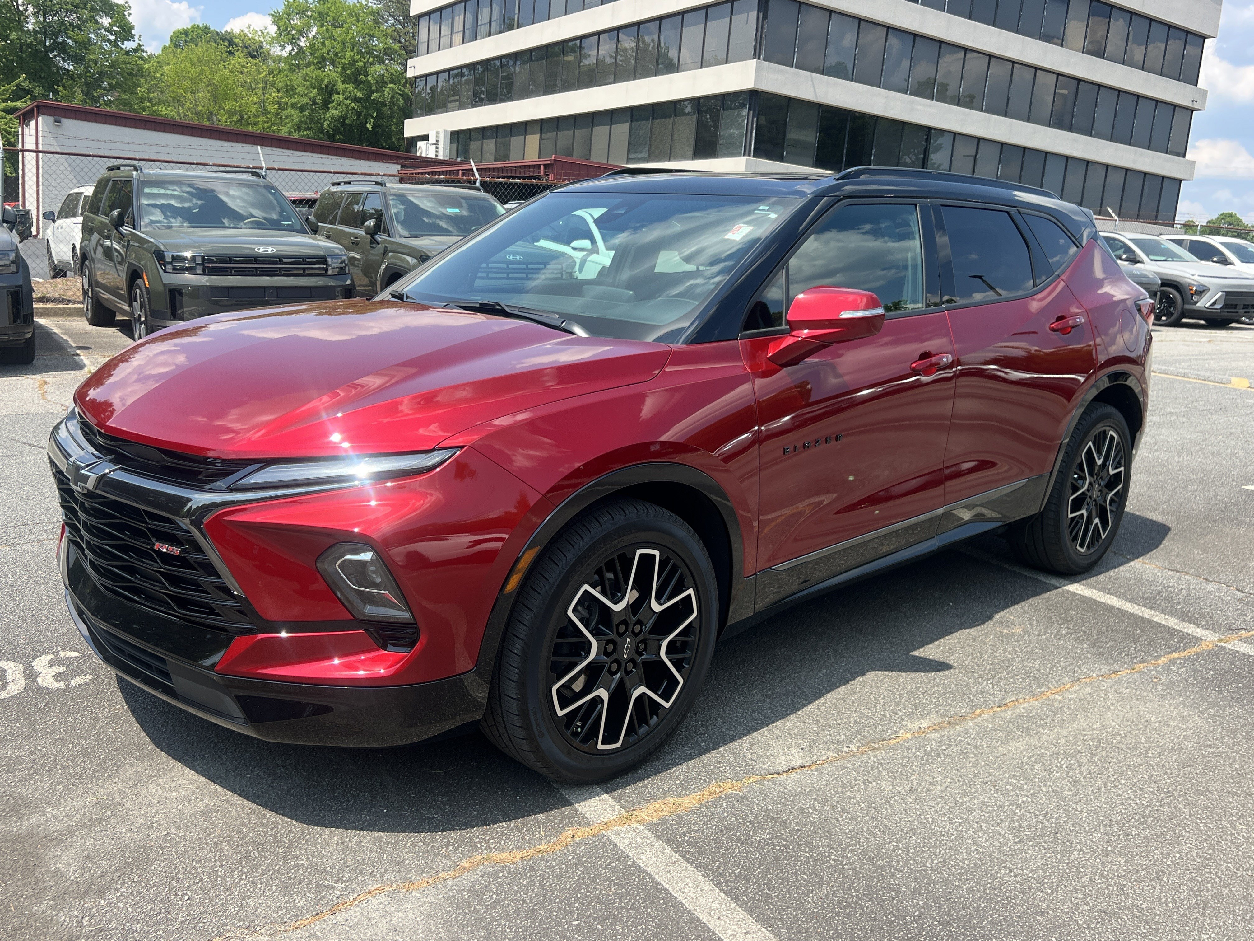 Used 2023 Chevrolet Blazer RS w/ Driver Confidence II Package AWD/4WD image 3