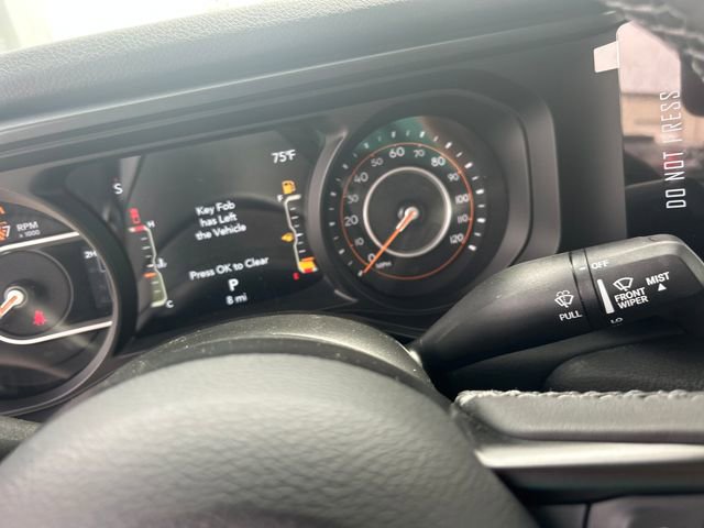 New 2025 Jeep Gladiator Sport image 19