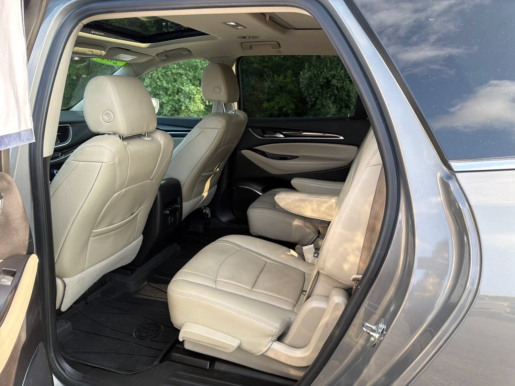 Used 2019 Buick Enclave Essence AWD/4WD image 25