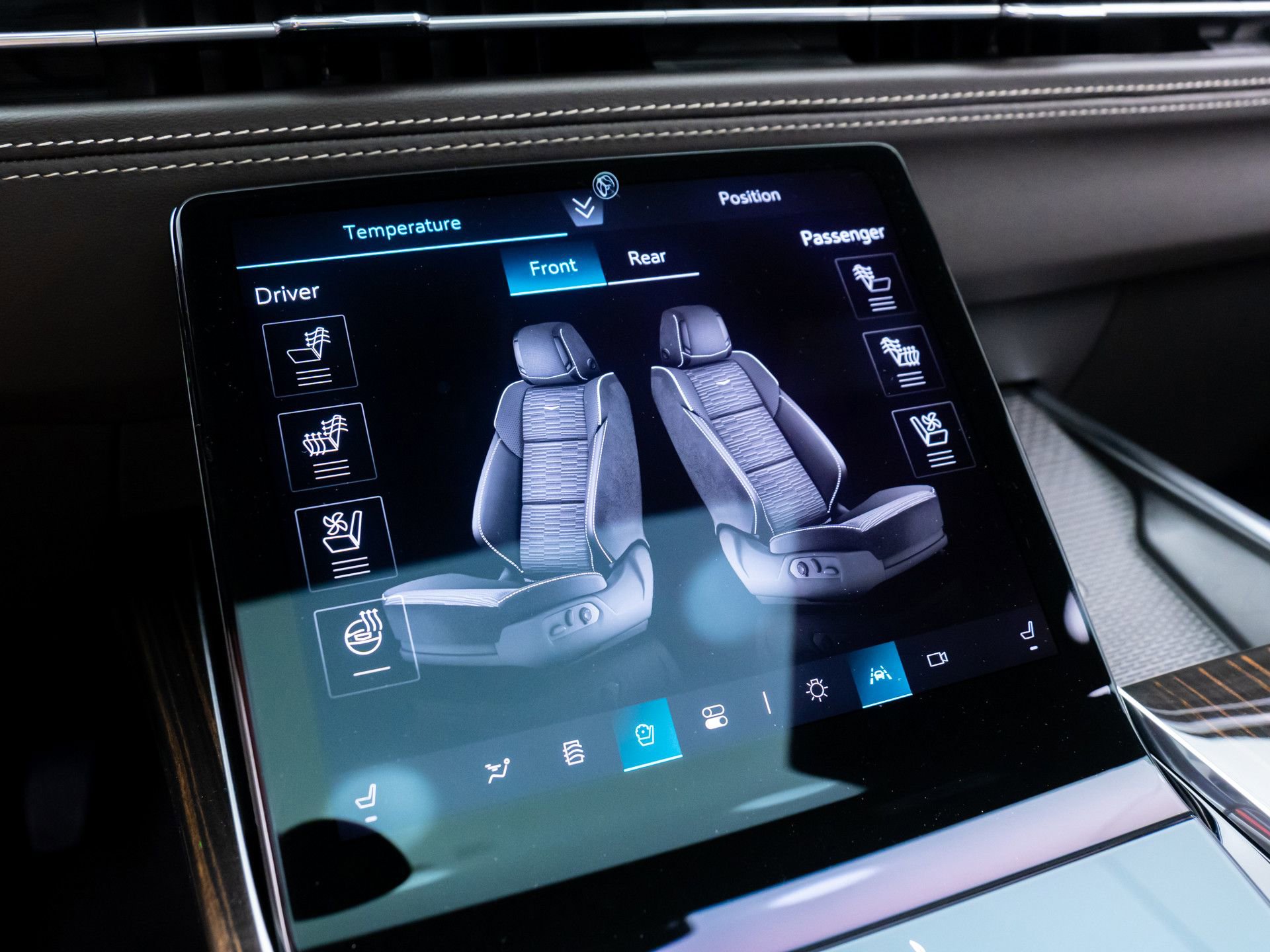 New 2026 Cadillac Escalade Luxury image 30