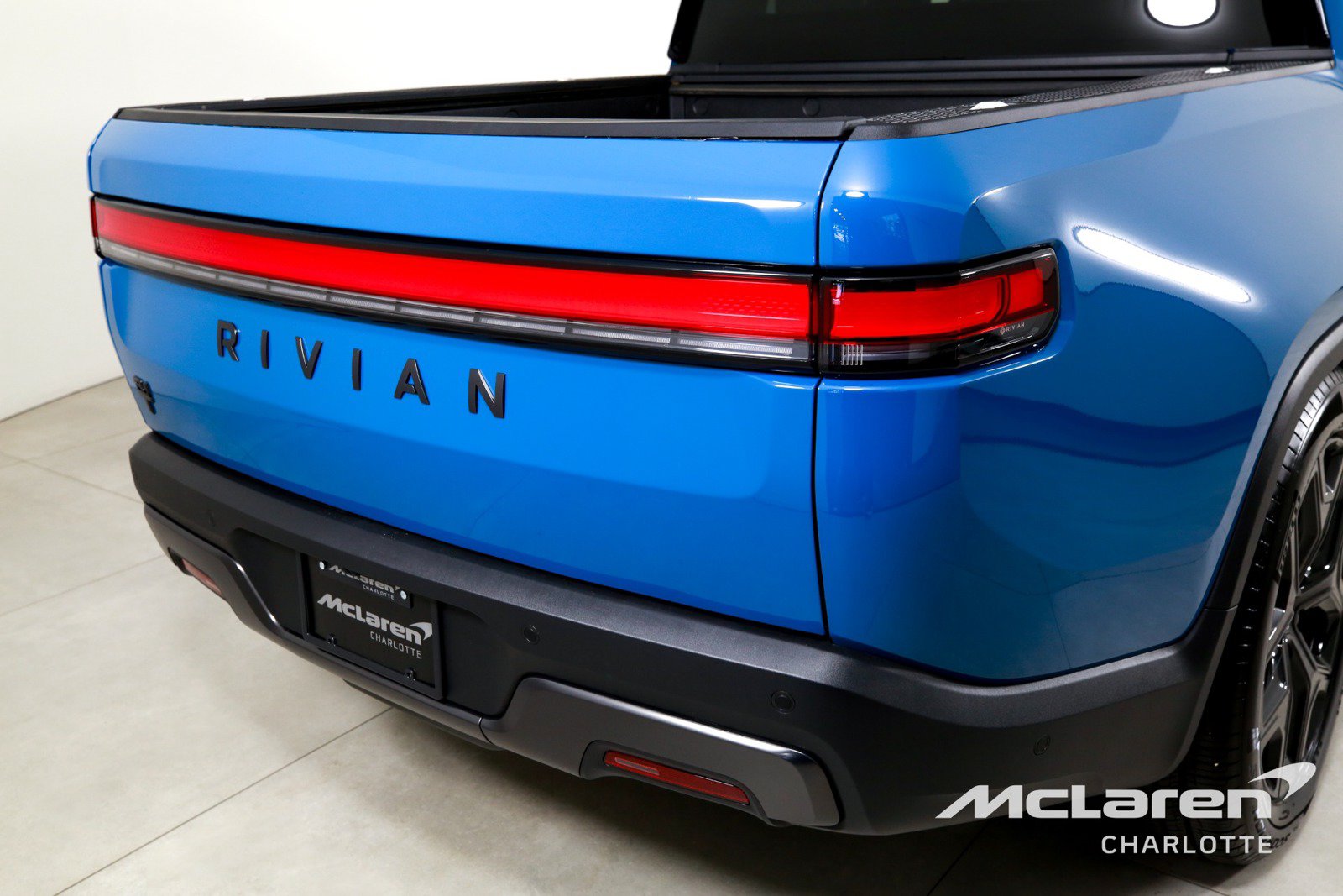 Used 2026 Rivian R1T Adventure Dual AWD/4WD image 39