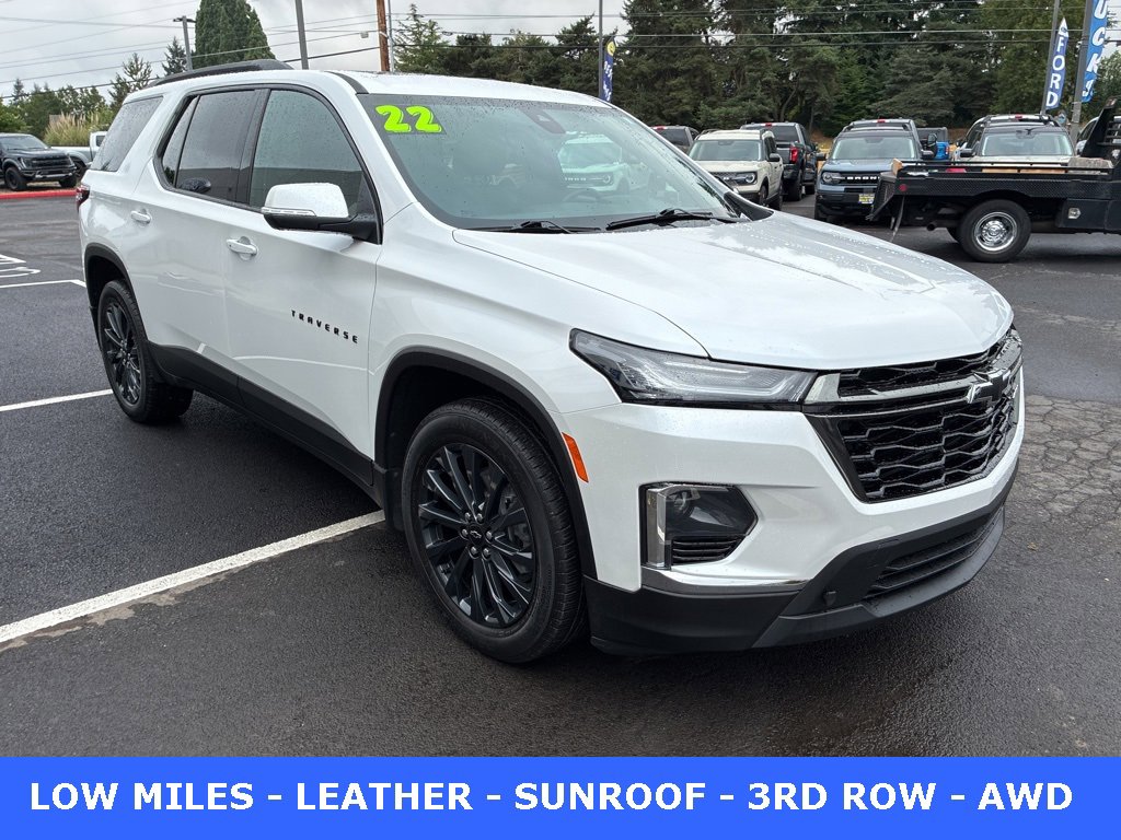 Used 2022 Chevrolet Traverse RS