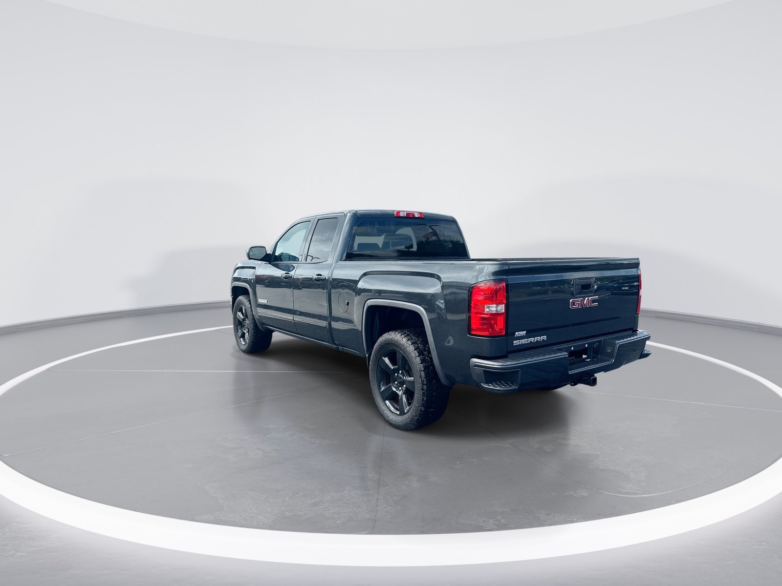 Used 2017 GMC Sierra 1500 4x4 Double Cab w/ Elevation Edition image 7