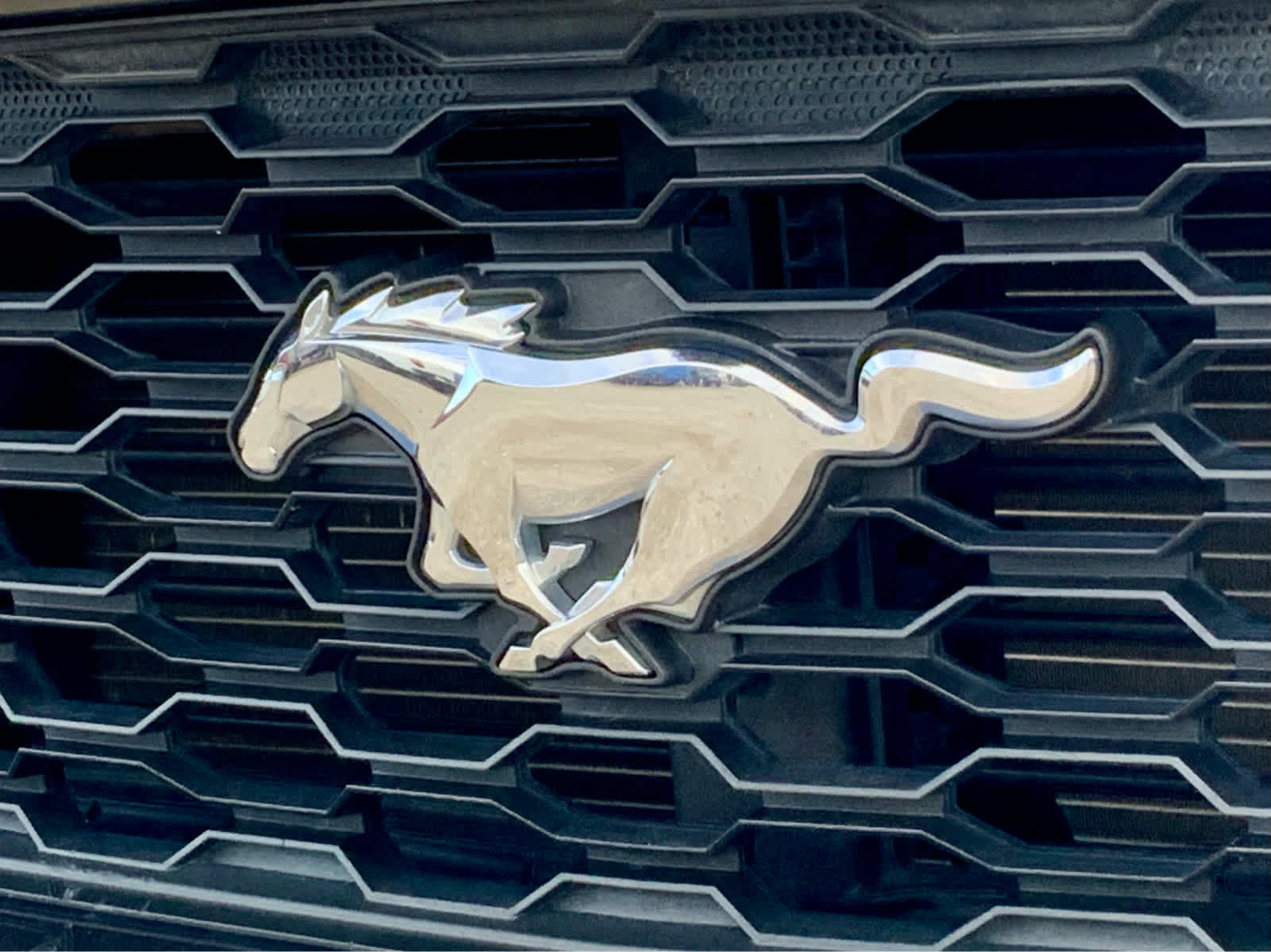 Used 2017 Ford Mustang Coupe image 15