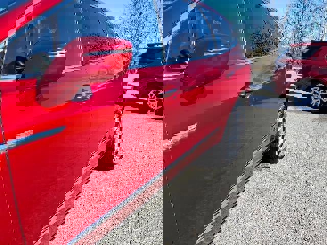 Used 2024 Buick Enclave Premium image 5