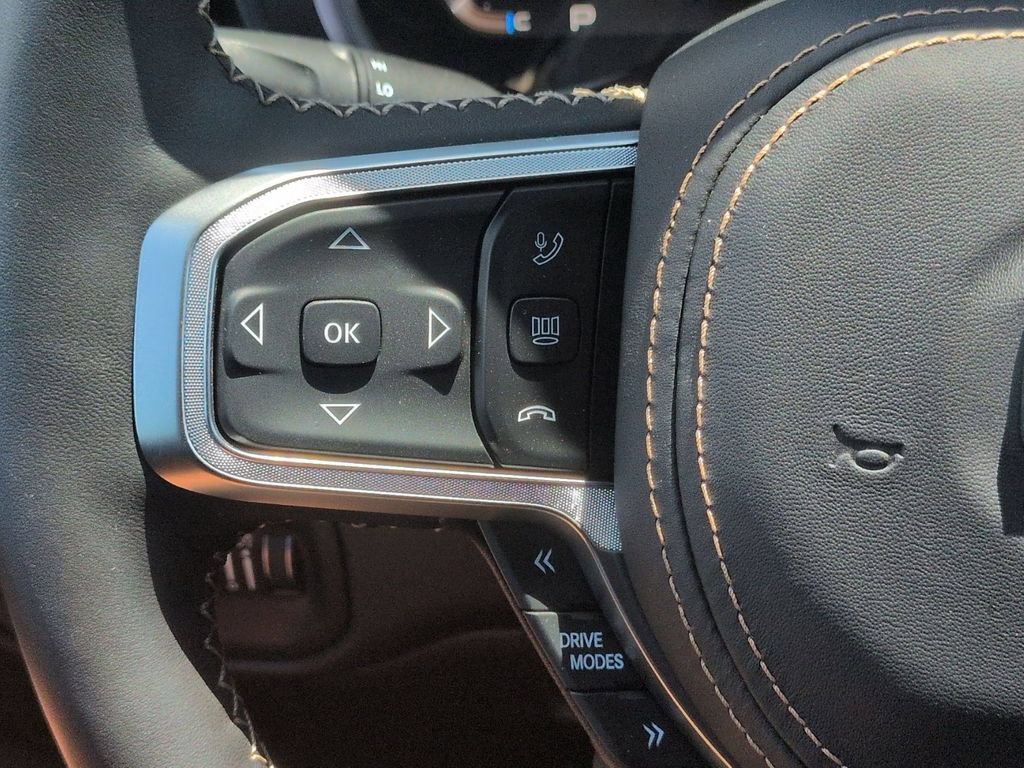 New 2026 RAM 1500 Tungsten AWD/4WD image 16