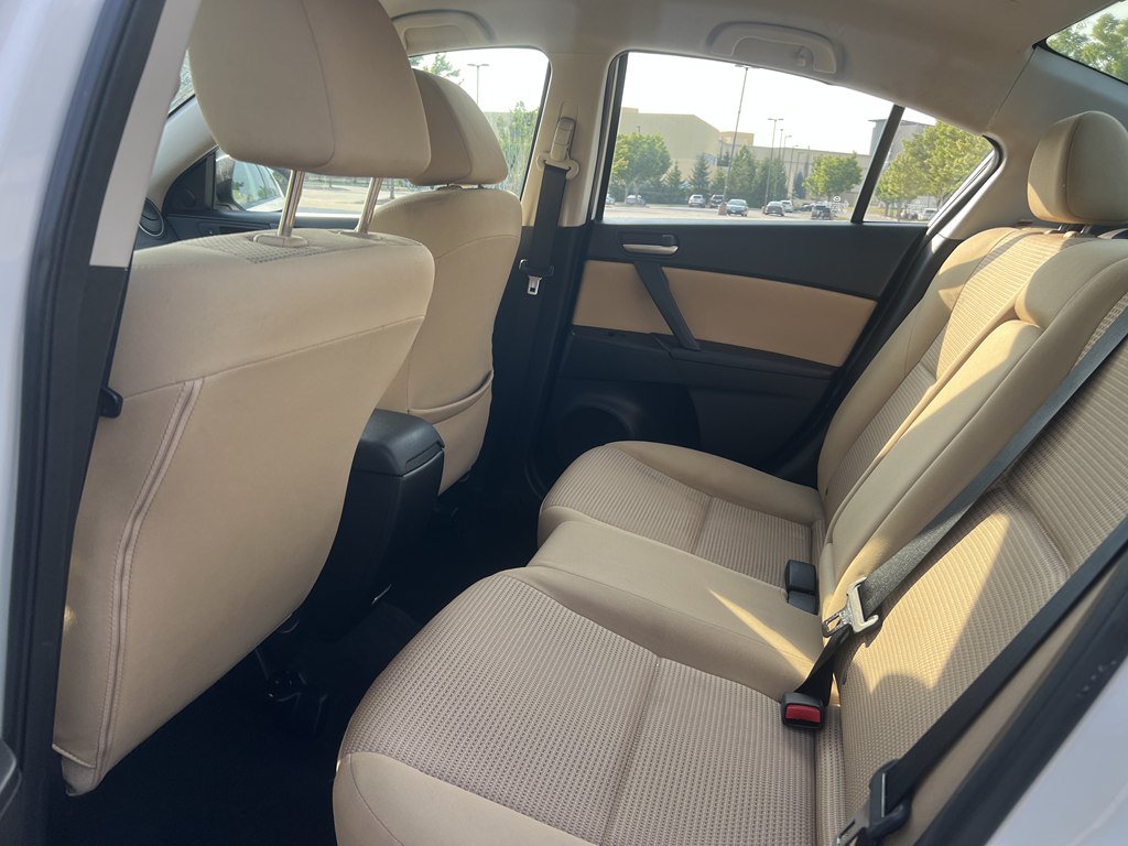 Used 2012 MAZDA MAZDA3 i Touring FWD image 15