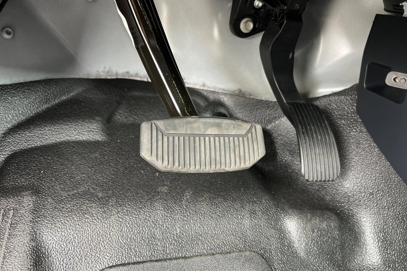 New 2026 Ford F250 XL w/ XL Chrome Package image 23