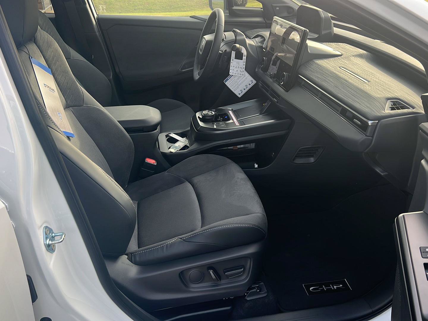 New 2026 Toyota C-HR AWD/4WD image 13