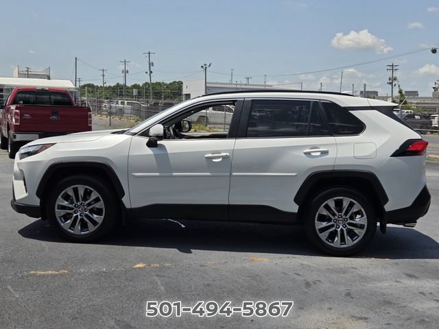 Used 2023 Toyota RAV4 XLE Premium FWD image 2
