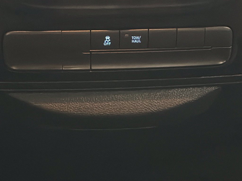 Used 2019 RAM 1500 Express AWD/4WD image 23