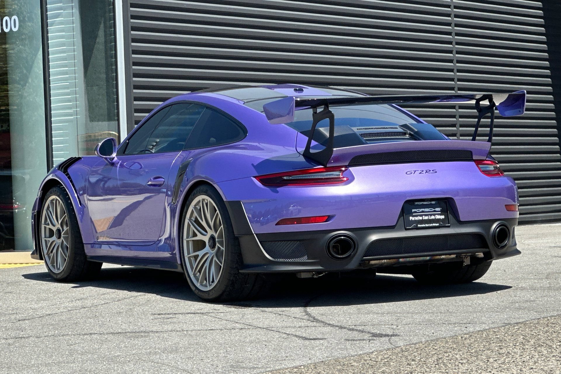 Certified 2018 Porsche 911 GT2 RS RWD image 3