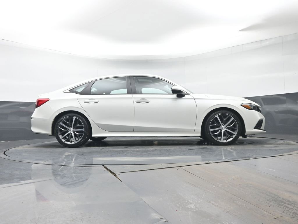 Certified 2024 Honda Civic Touring image 32