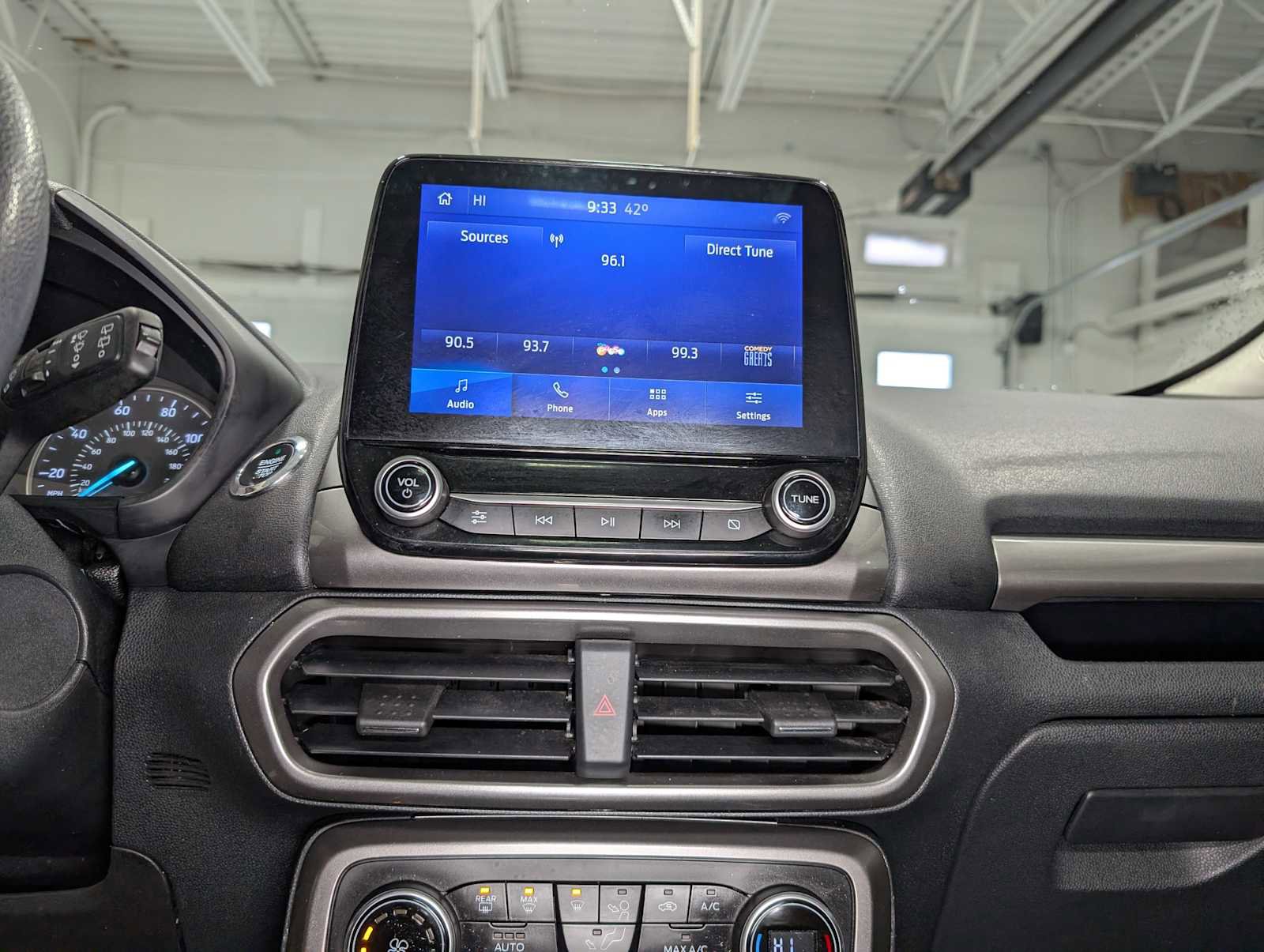 Used 2021 Ford EcoSport SE image 29