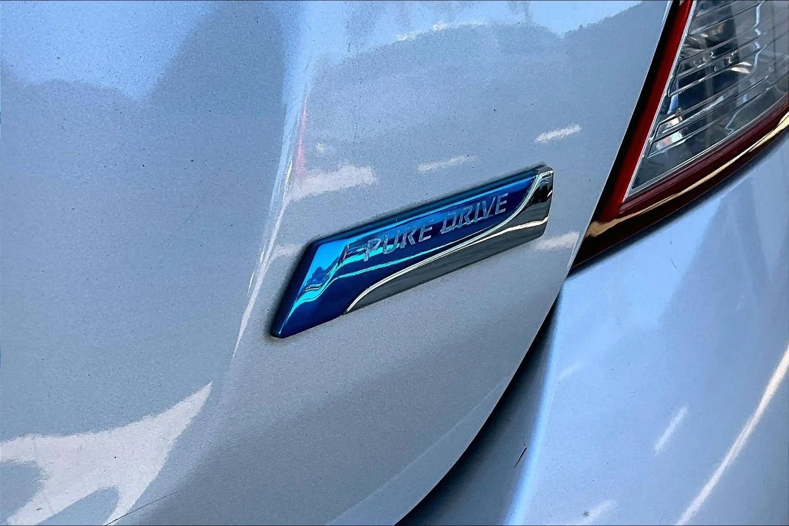 Used 2013 Nissan Versa S Plus image 18