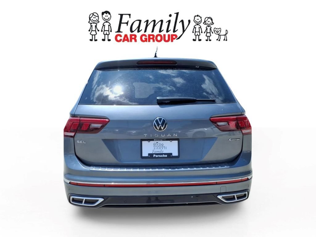 Used 2024 Volkswagen Tiguan SEL R-Line w/ MDO Package, Two-Row AWD/4WD image 3
