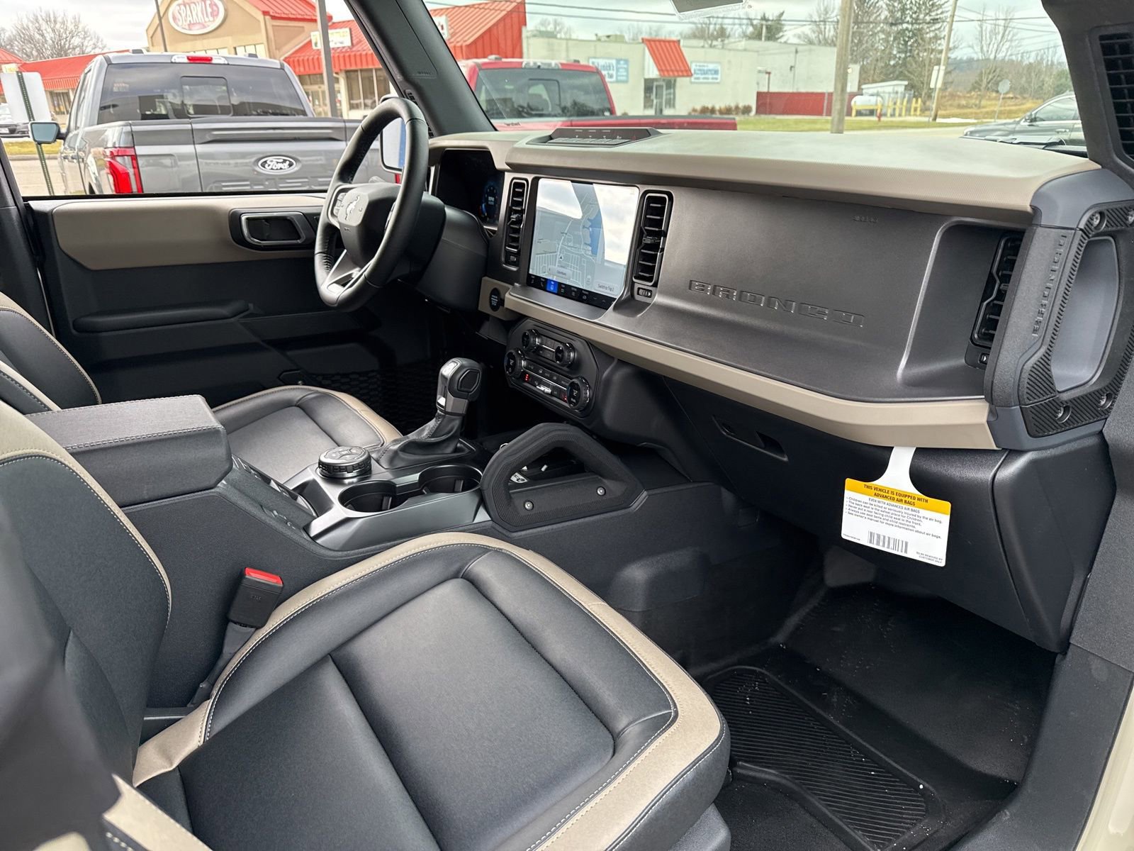 New 2025 Ford Bronco Big Bend w/ Black Diamond Package image 30