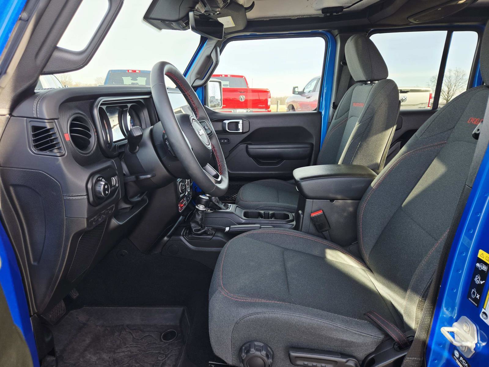 Used 2024 Jeep Gladiator Rubicon w/ Technology Group image 12