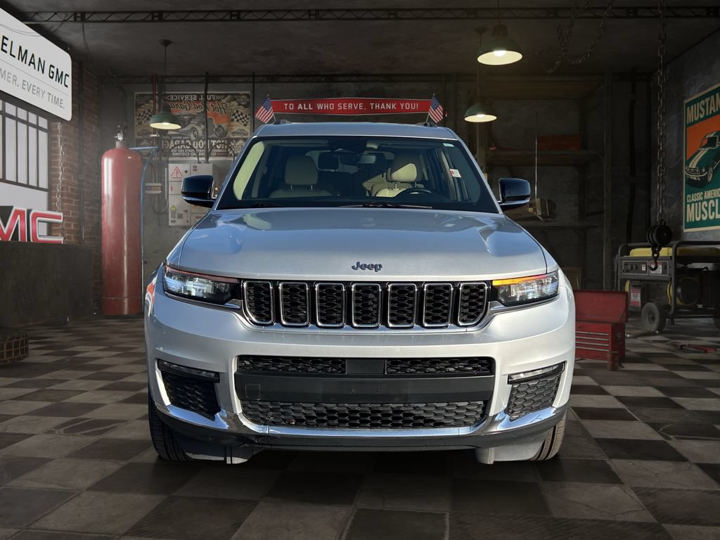 Used 2021 Jeep Grand Cherokee L Limited AWD/4WD image 2