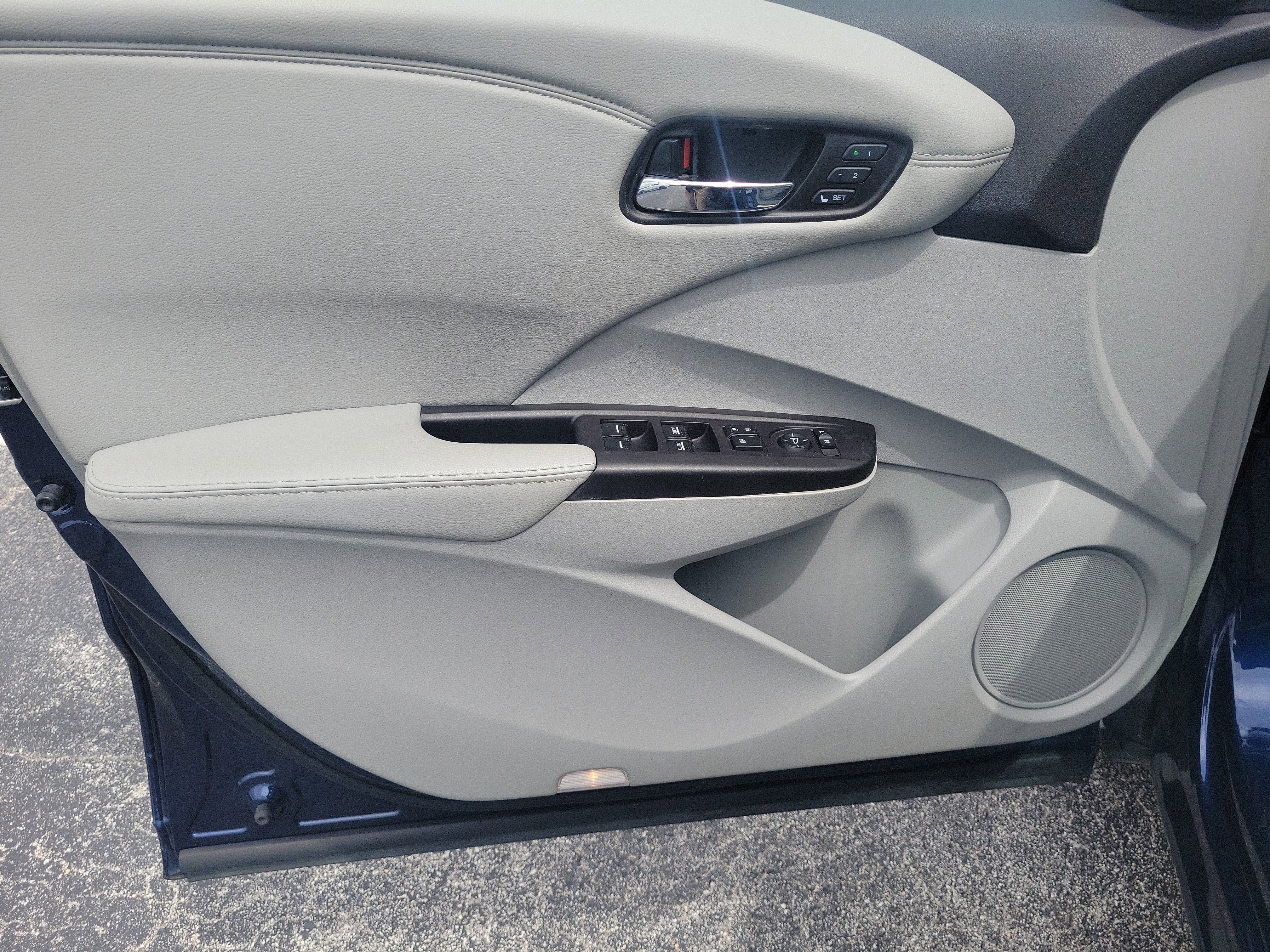 Used 2018 Acura RDX AWD w/ Advance Package image 12