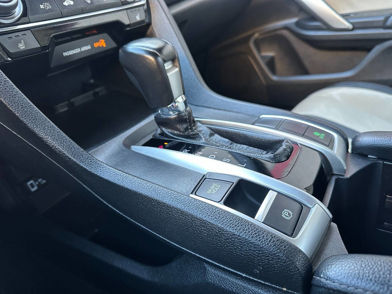 Used 2016 Honda Civic EX-L image 40