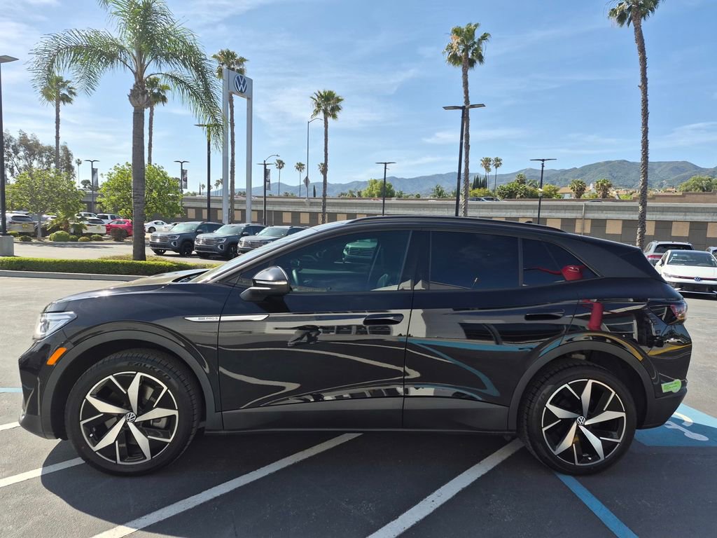 Used 2023 Volkswagen ID.4 Pro S AWD/4WD image 4