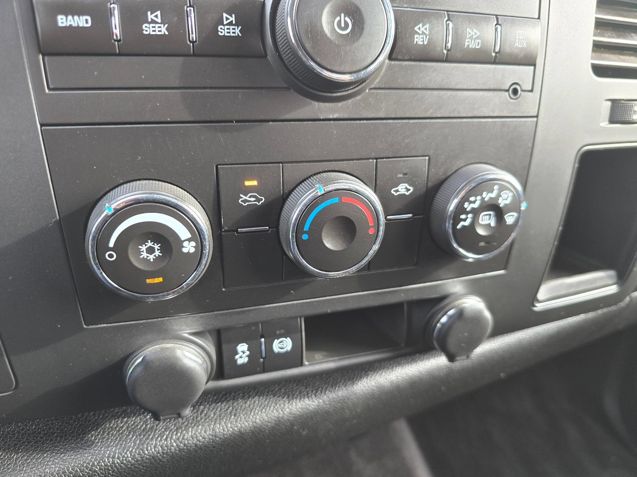 Used 2014 Chevrolet Silverado 2500 LT AWD/4WD image 19