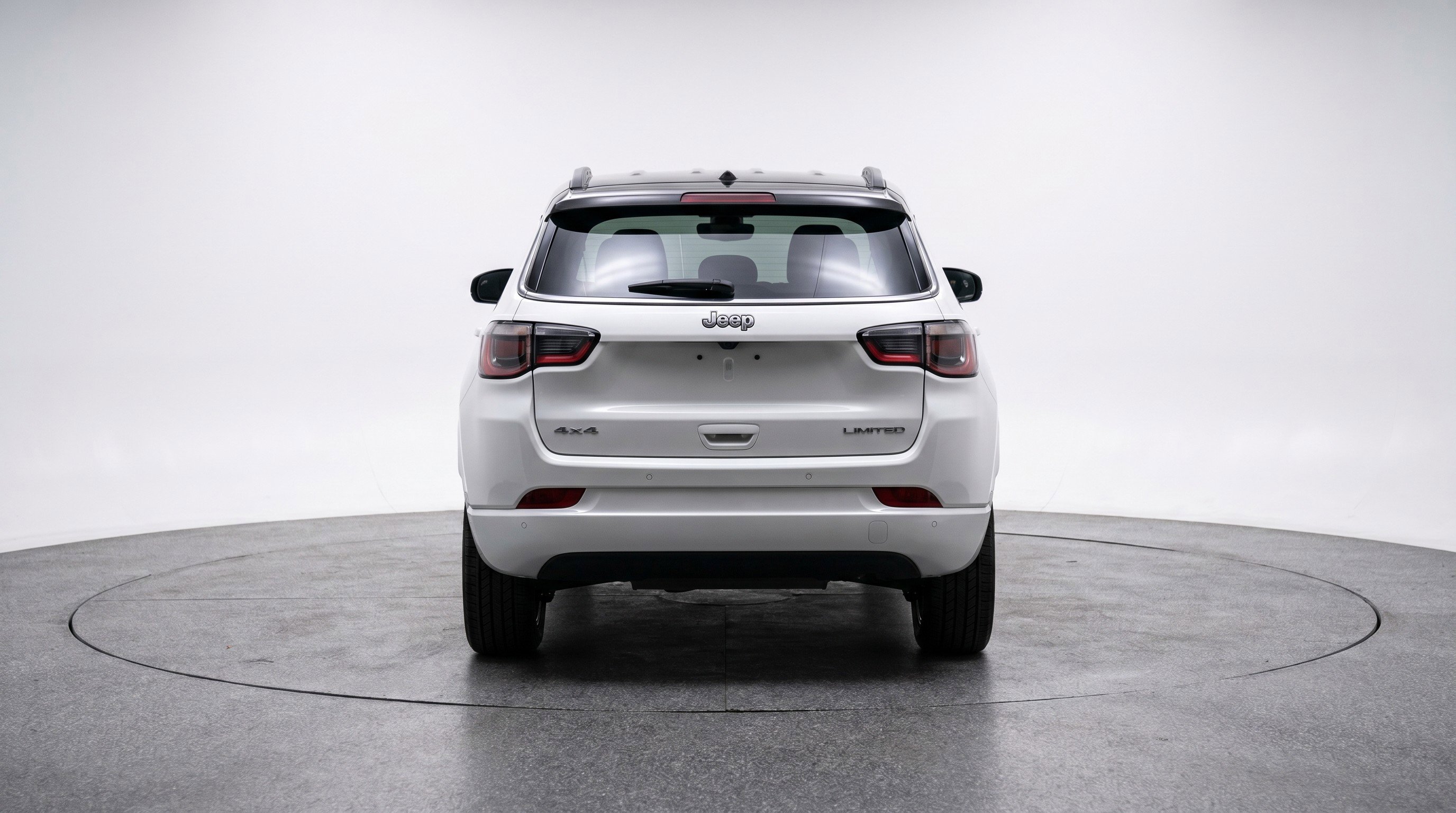 Used 2025 Jeep Compass Limited AWD/4WD image 7