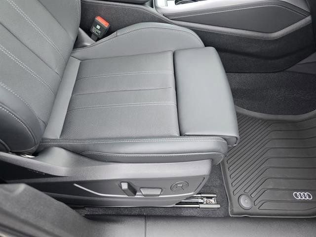 Used 2025 Audi Q5 Premium Plus w/ Premium Plus image 18