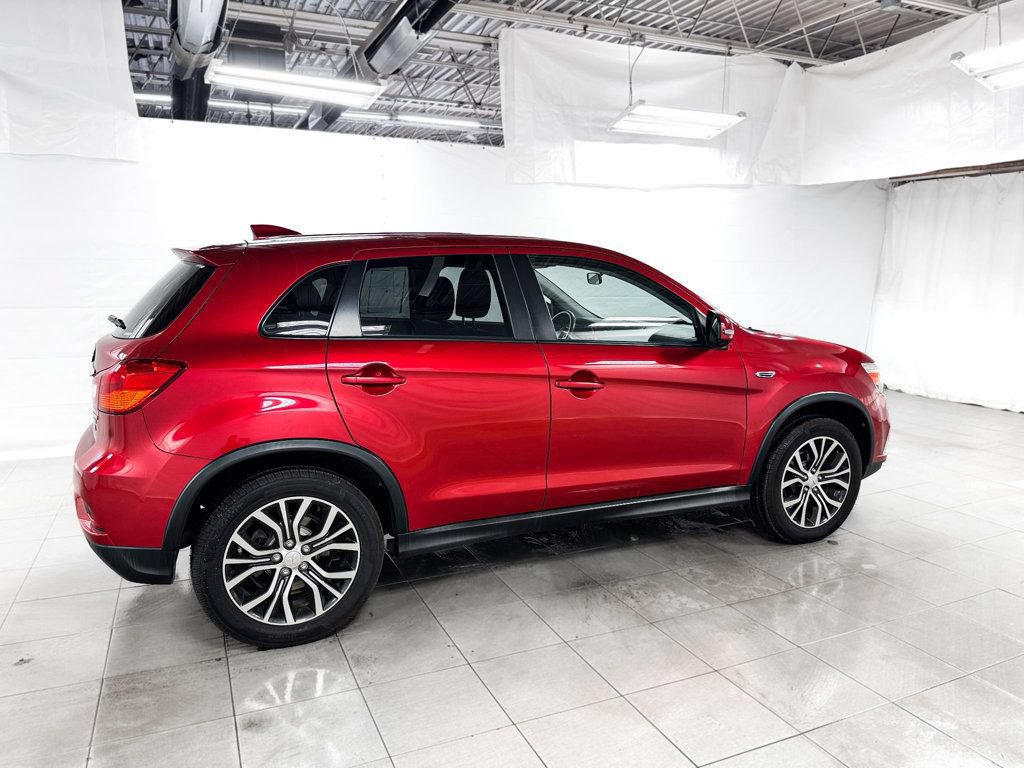 Used 2018 Mitsubishi Outlander Sport SE AWD/4WD image 7