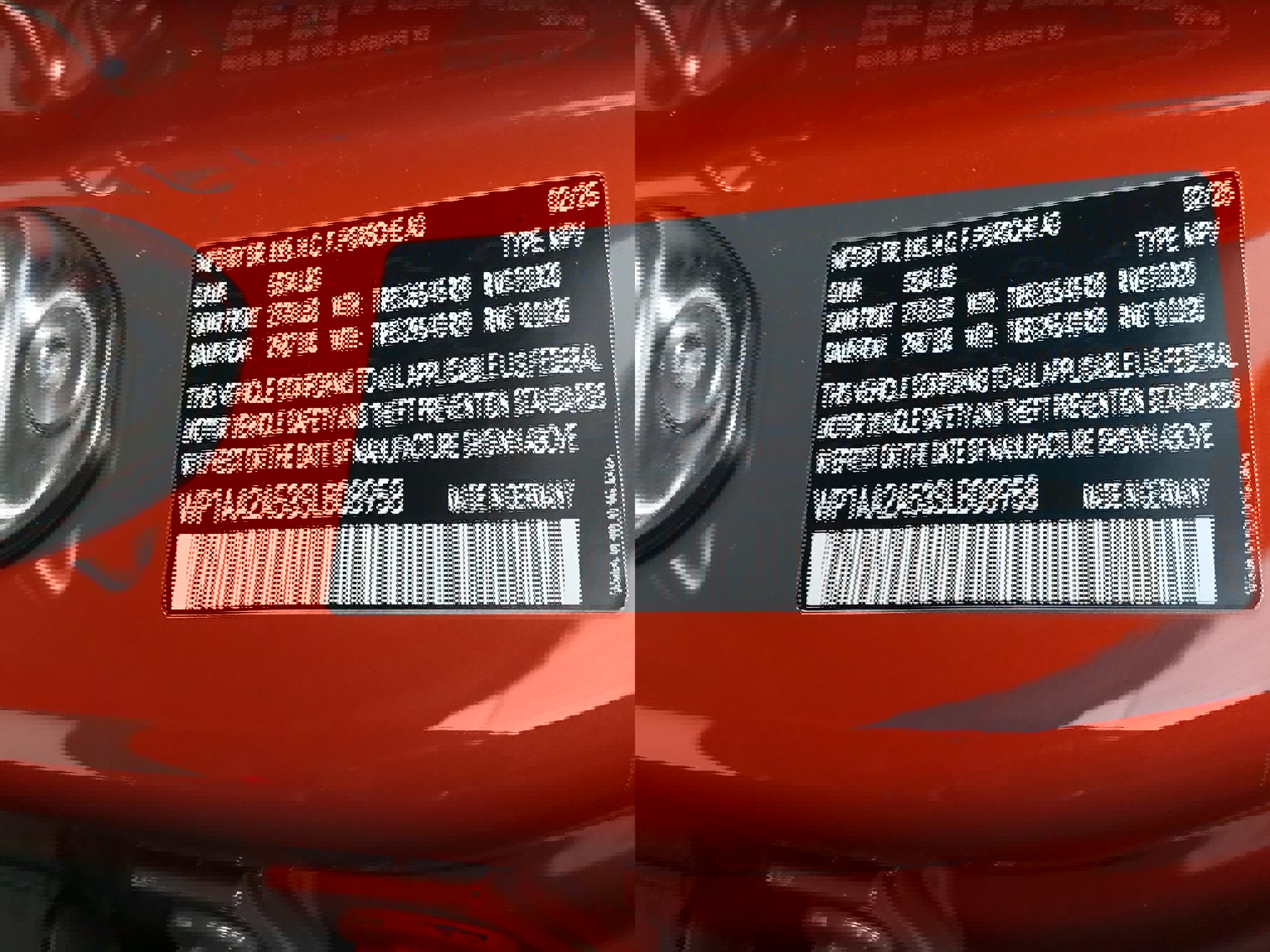 Certified 2025 Porsche Macan image 36