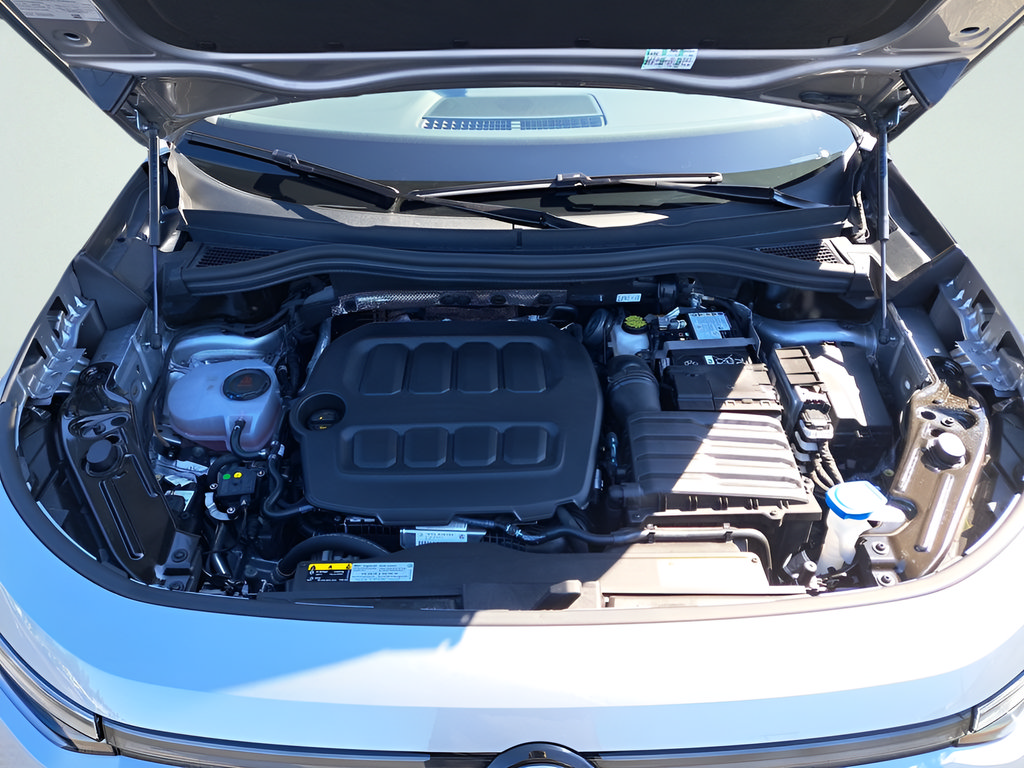 New 2025 Volkswagen Tiguan SE FWD image 19