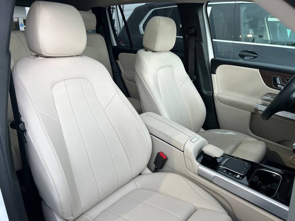 Used 2023 Mercedes-Benz GLB 250 image 41