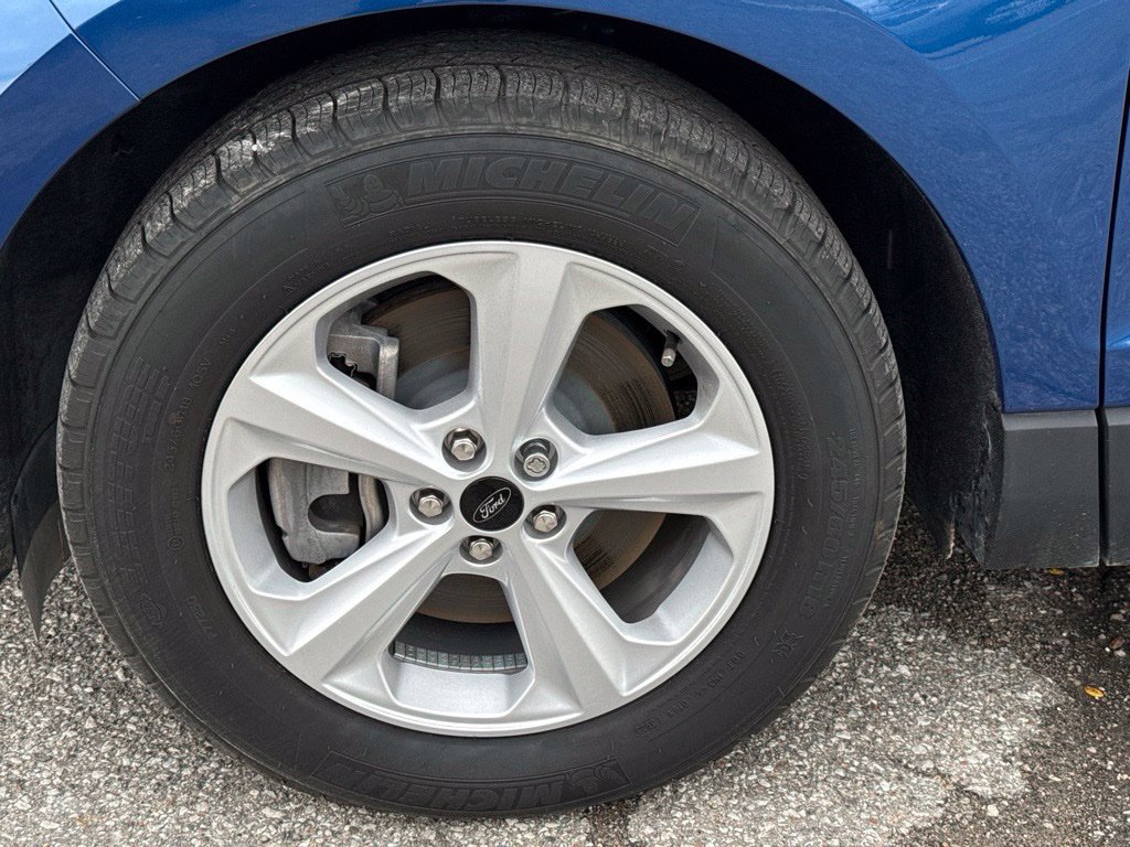 Used 2024 Ford Edge SE AWD/4WD image 3
