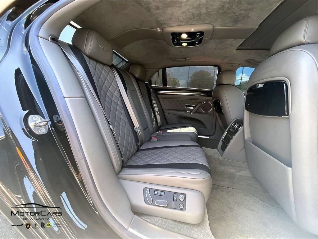 Used 2018 Bentley Flying Spur S W12 AWD/4WD image 25