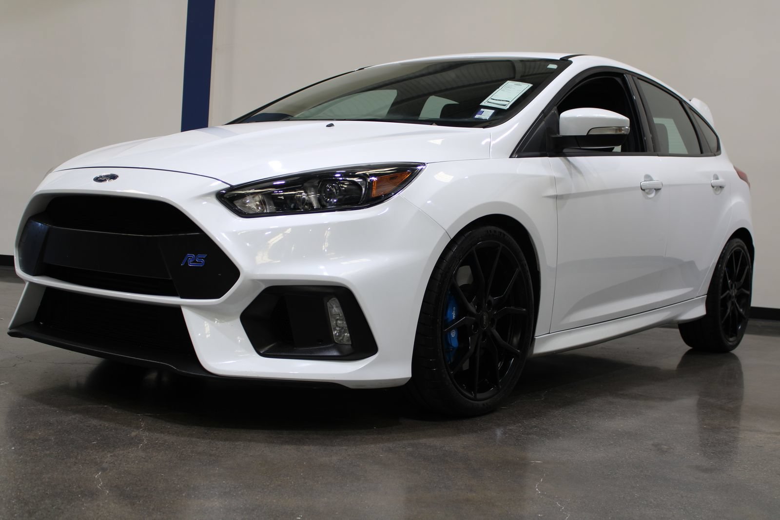 Used 2017 Ford Focus RS AWD/4WD image 5