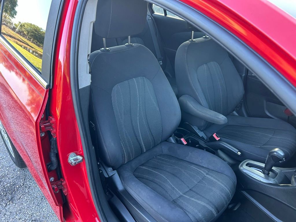 Used 2013 Chevrolet Sonic LT FWD image 15