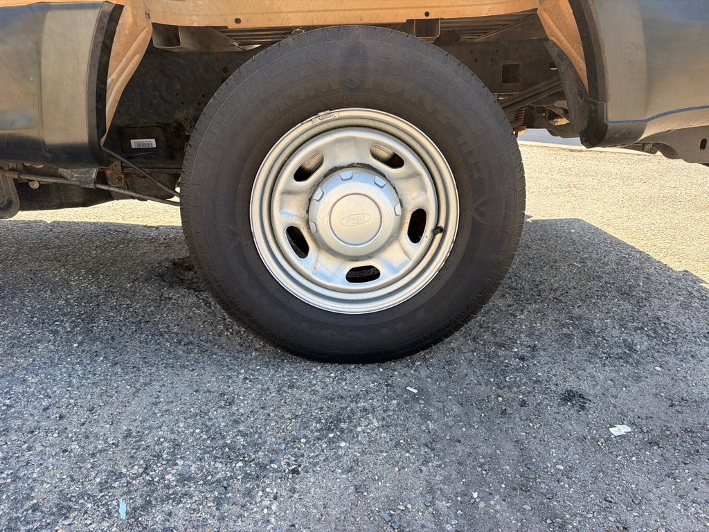 Used 2018 Ford F250 XL w/ Power Equipment Group RWD image 17