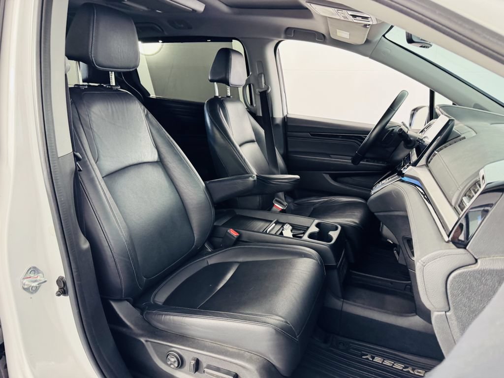Used 2023 Honda Odyssey Touring image 37