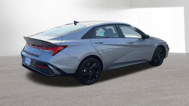 New 2026 Hyundai Elantra Sport image 9