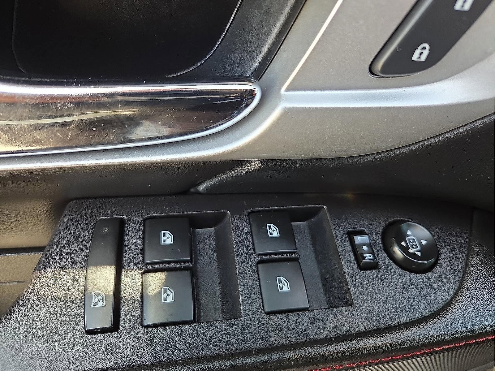 Certified 2015 GMC Terrain SLT w/ Open Road Package image 15