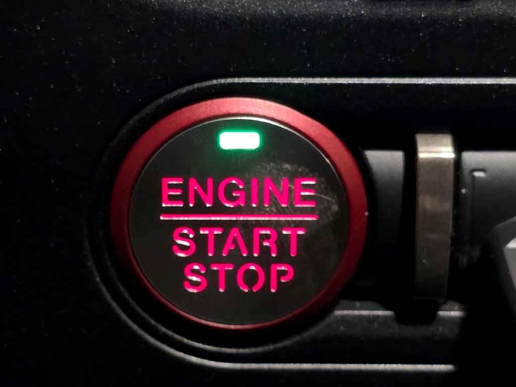 Used 2022 Ford Mustang Shelby GT500 w/ Technology Package RWD image 31