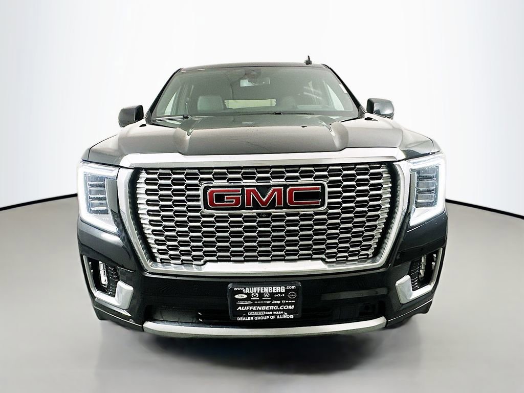 Used 2021 GMC Yukon XL Denali image 2