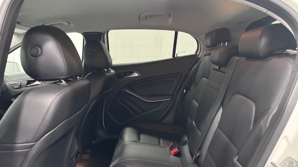 Used 2015 Mercedes-Benz GLA 250 4MATIC image 22