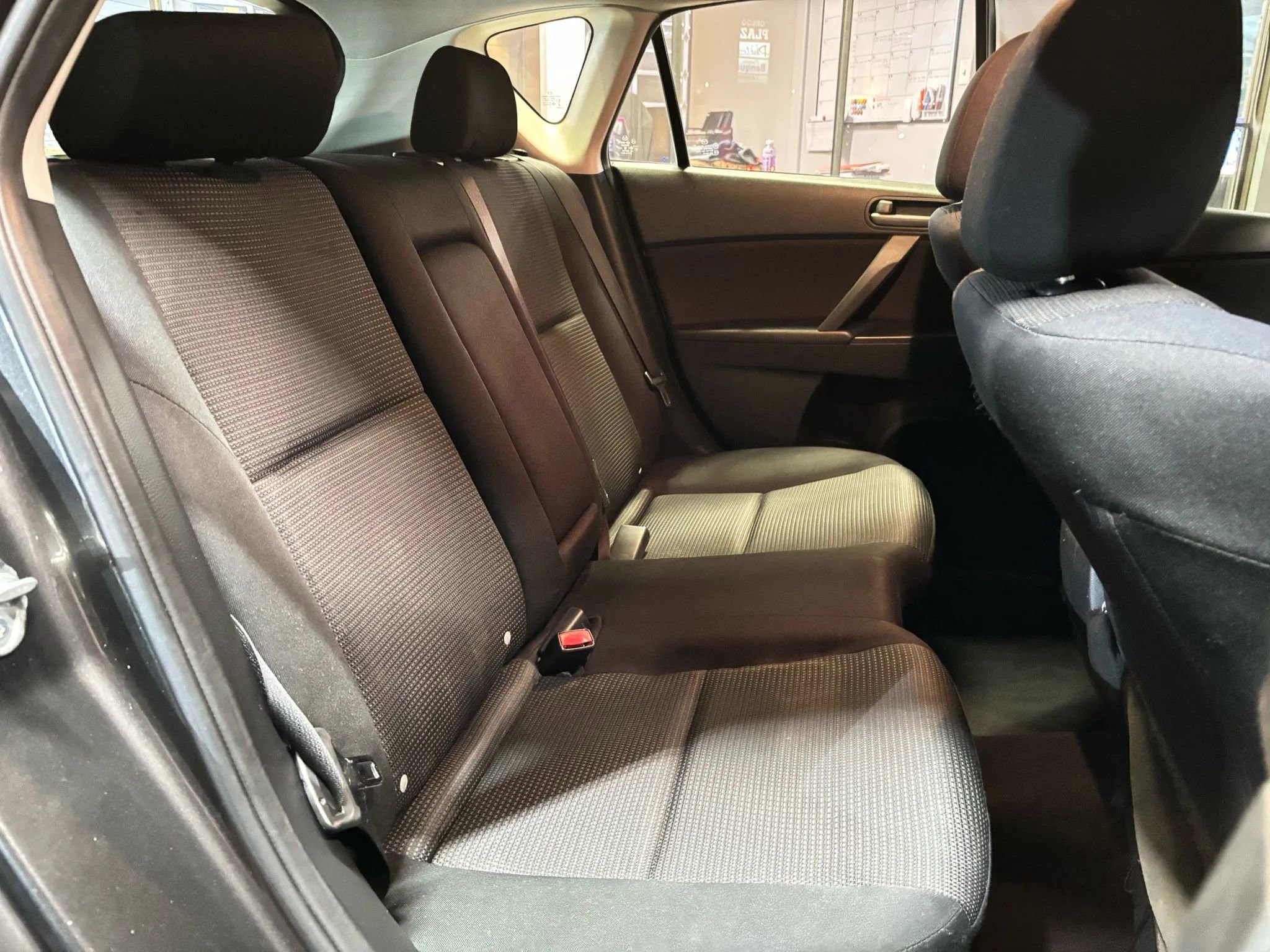 Used 2012 MAZDA MAZDA3 i Touring image 20