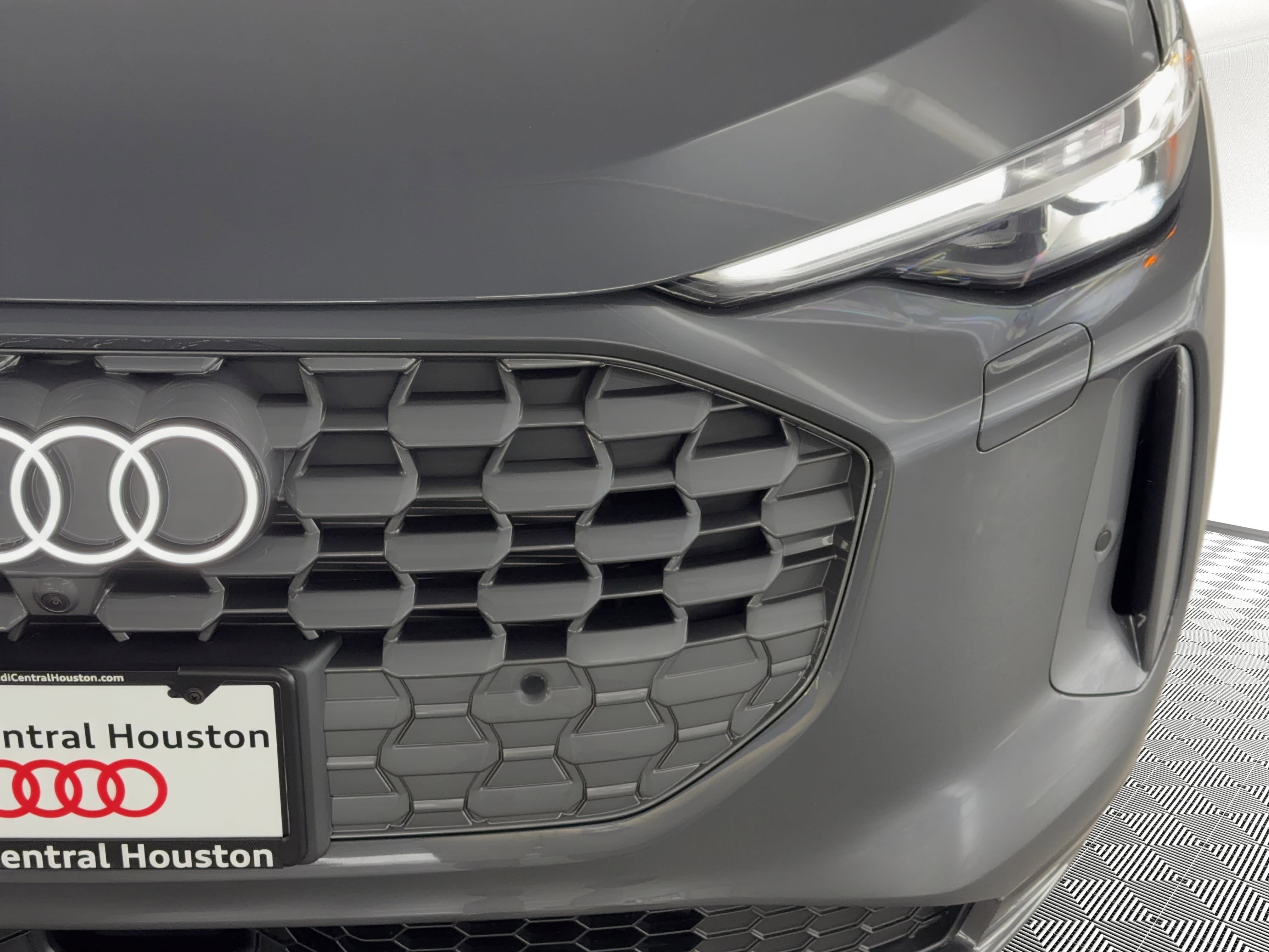 New 2026 Audi Q5 Premium Plus image 11