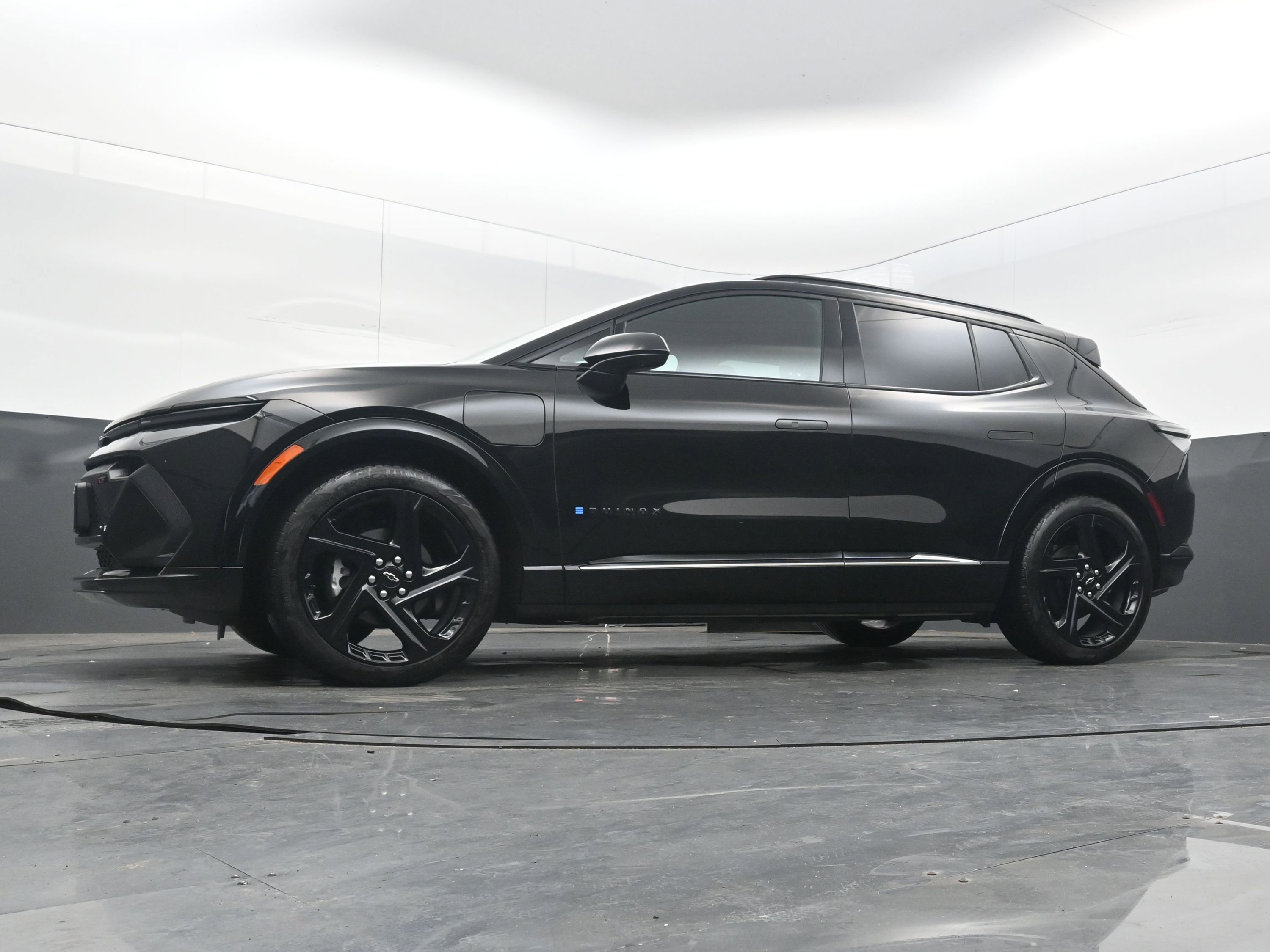 New 2025 Chevrolet Equinox EV RS w/ Convenience Package II image 23